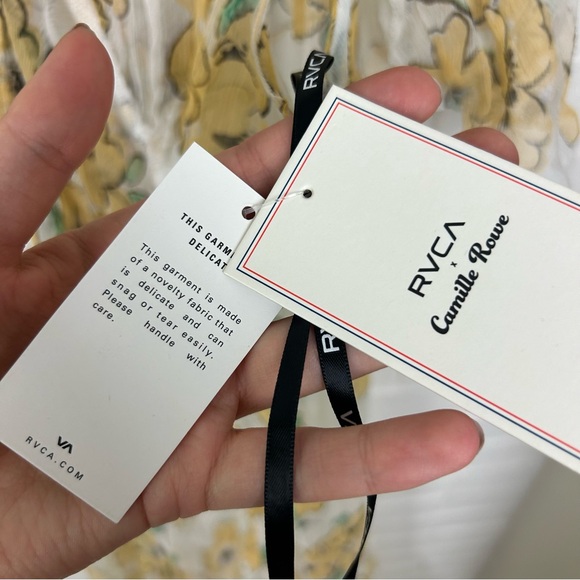 NWT RVCA X Camille Rowe Yellow Sheer Floral Lolo Dress Size M/10 - Picture 8 of 16